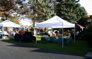 outside vendors at craft fair